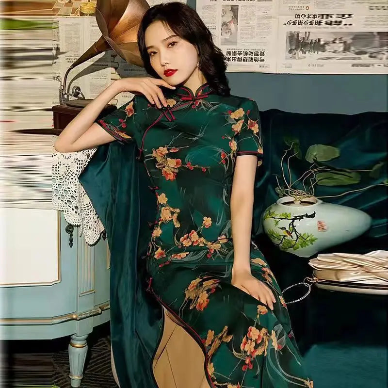 Old Shanghai Green Slim Cheongsam Spring Summer 2024 New Vintage Chinese Style Temperament Young Girl Short Sleeve Qipao Dress - Dhavinci