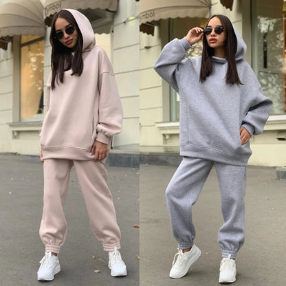 Monochrome Hooded Hoodie Set | Casual Two-Piece Fashion for 2025