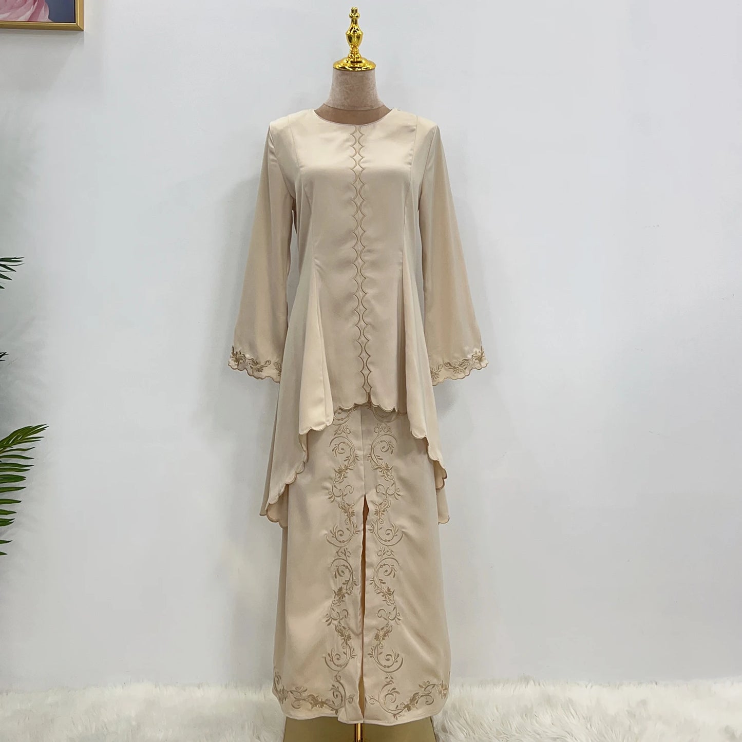 Delicate Embroidery Malaysian Baju Kurung | Wedding & Party Dress - Dhavinci